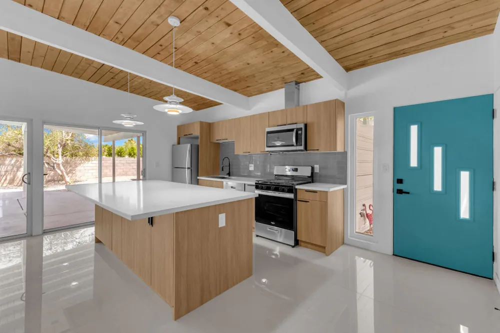 2410 Starr Road Palm Springs, CA 92262