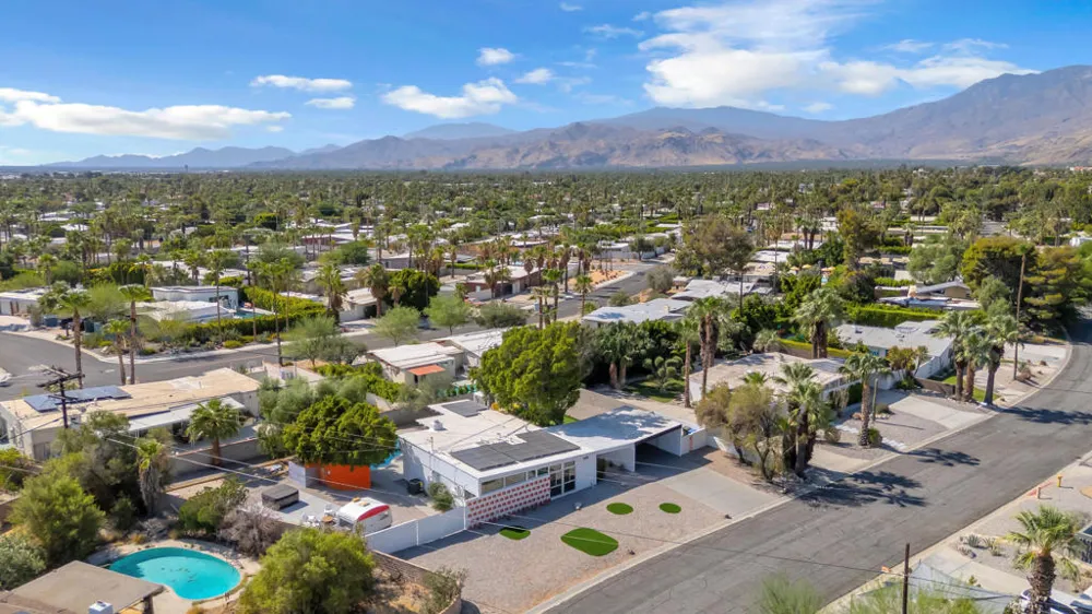 2410 Starr Road Palm Springs, CA 92262