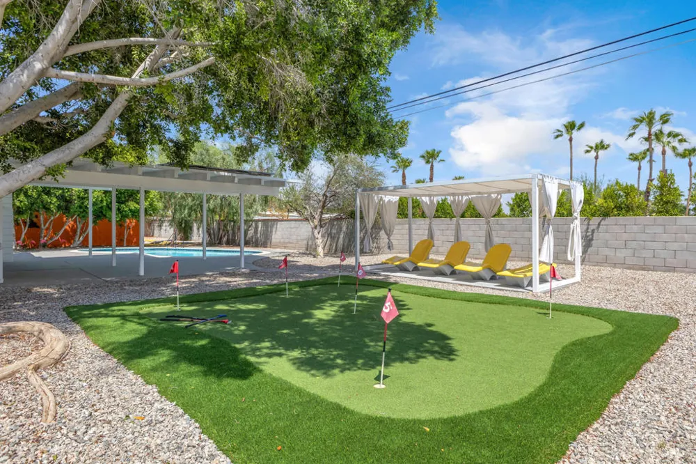 2410 Starr Road Palm Springs, CA 92262