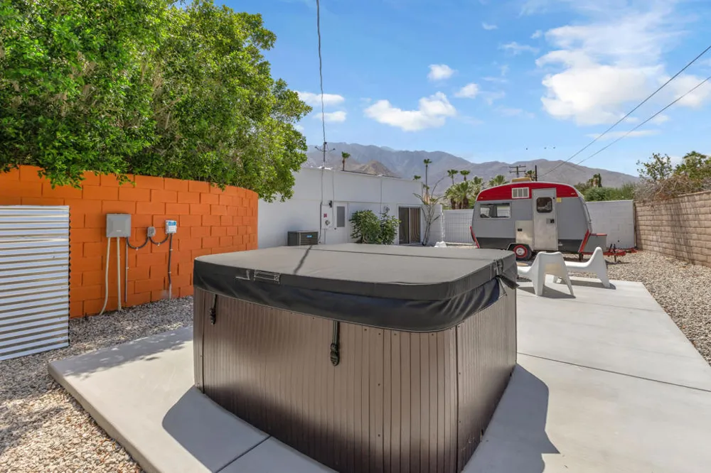 2410 Starr Road Palm Springs, CA 92262