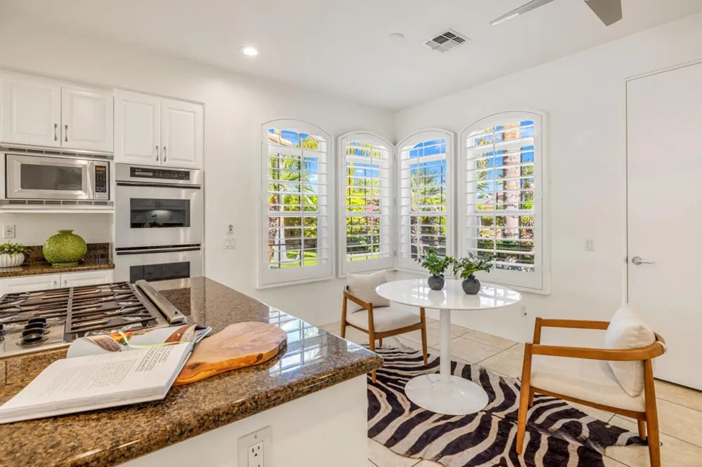 14 Collegiate Circle Rancho Mirage, CA 92270