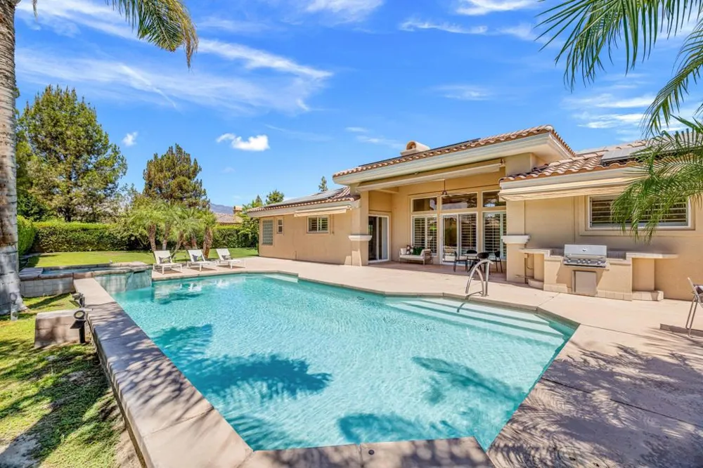 14 Collegiate Circle Rancho Mirage, CA 92270