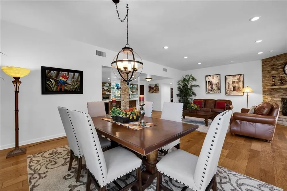 45595 ViA Corona Indian Wells, CA 92210