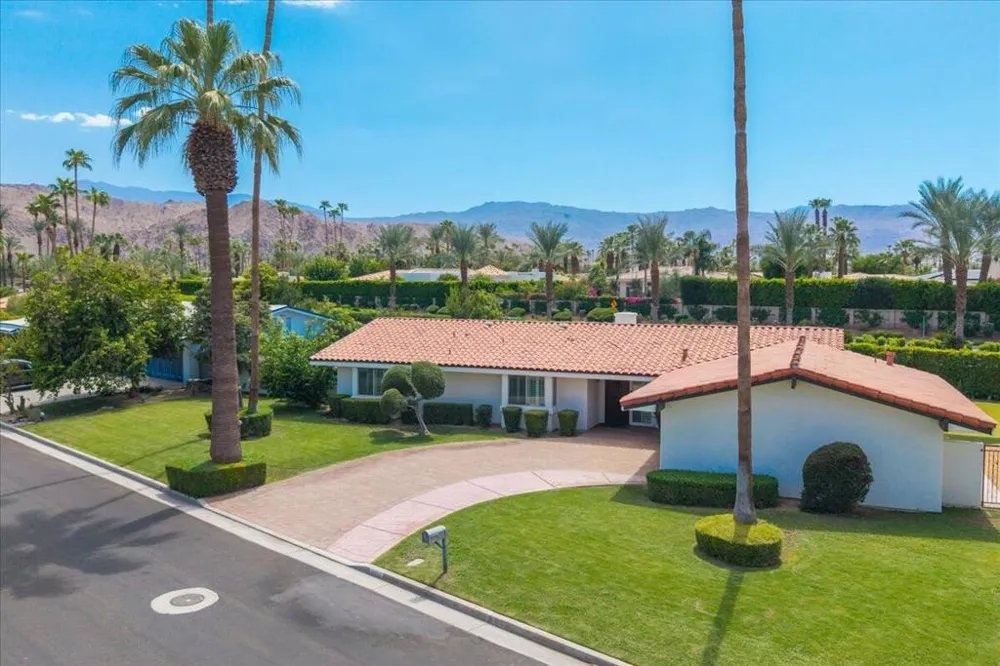 45595 ViA Corona Indian Wells, CA 92210