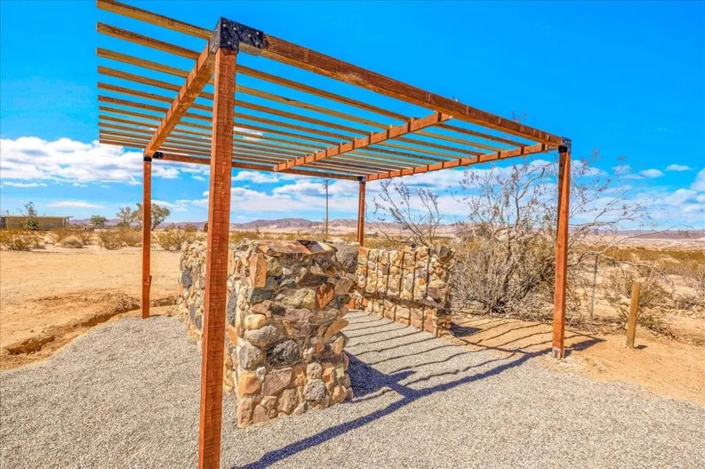 69589 Presswood Road 29 Palms, CA 92277