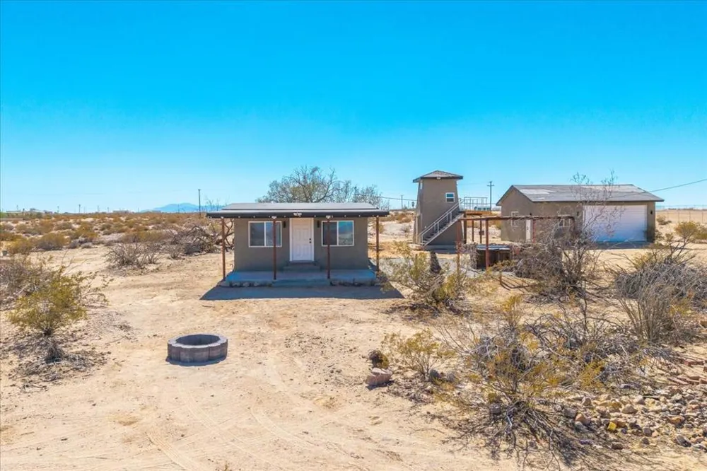 69589 Presswood Road 29 Palms, CA 92277