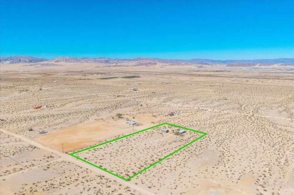 69589 Presswood Road 29 Palms, CA 92277
