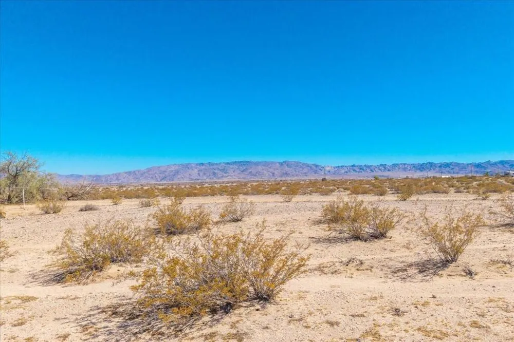 69589 Presswood Road 29 Palms, CA 92277
