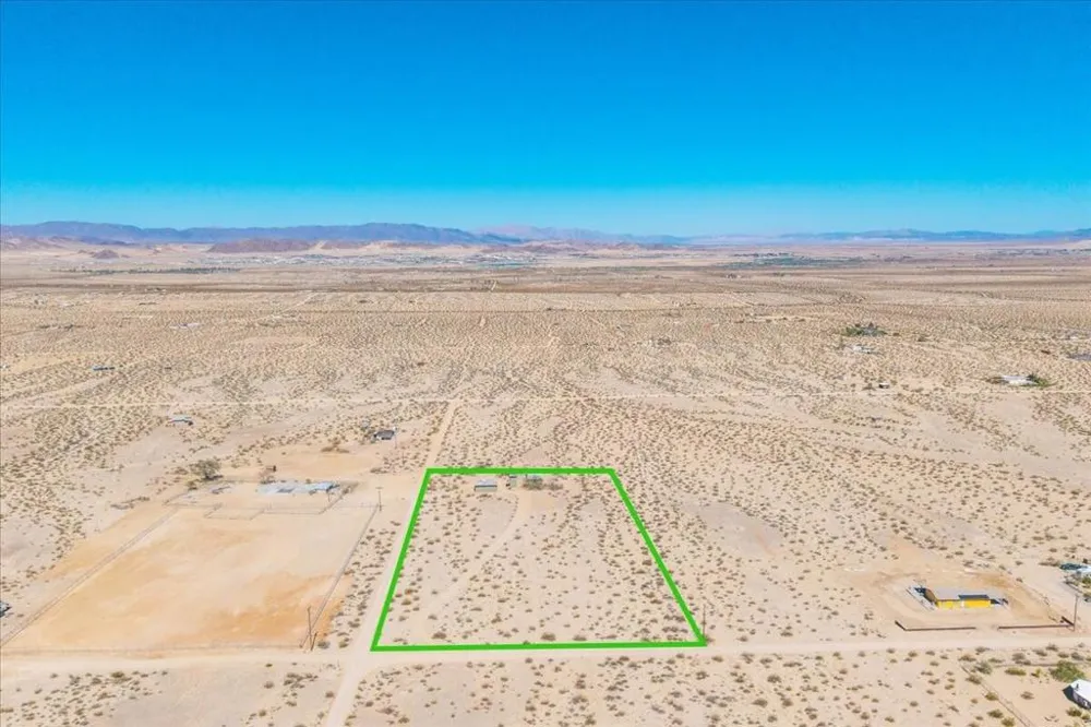 69589 Presswood Road 29 Palms, CA 92277