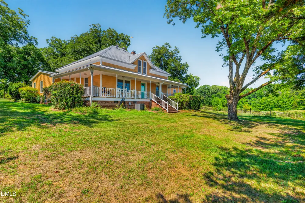 146 Hoke Brooks Road Siler City, NC 27344