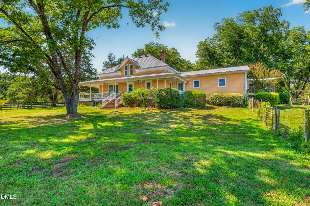 146 Hoke Brooks Road Siler City, NC 27344