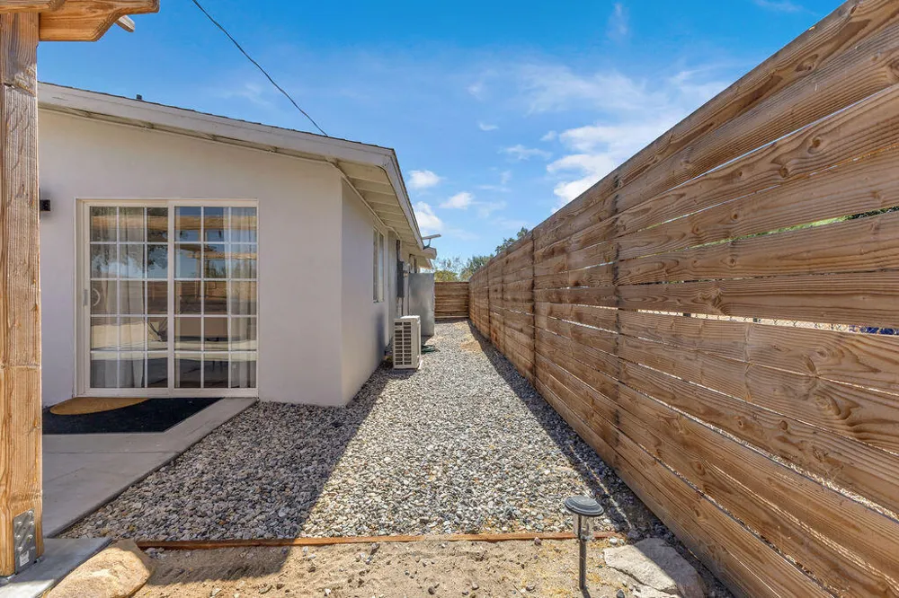 62046 Mountain View Circle Joshua Tree, CA 92252