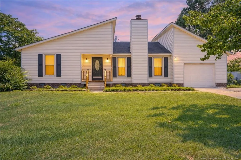 3391 Hawthorne Street Hope Mills, NC 28348