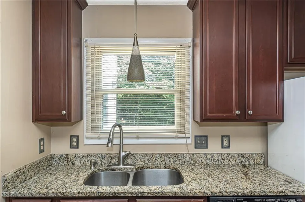 3391 Hawthorne Street Hope Mills, NC 28348