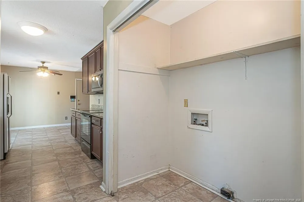 3391 Hawthorne Street Hope Mills, NC 28348