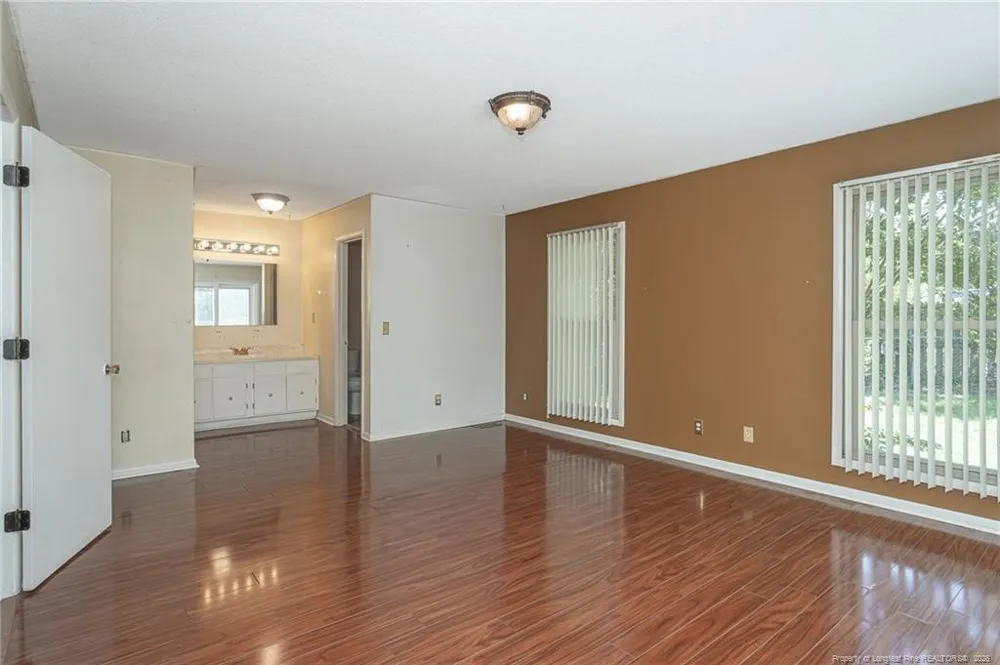 3391 Hawthorne Street Hope Mills, NC 28348