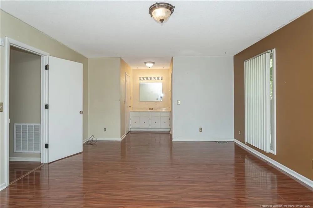 3391 Hawthorne Street Hope Mills, NC 28348