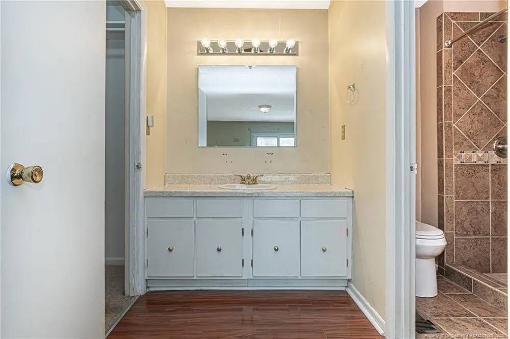 3391 Hawthorne Street Hope Mills, NC 28348