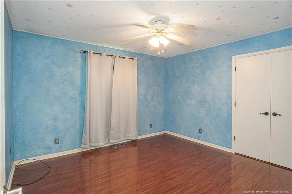 3391 Hawthorne Street Hope Mills, NC 28348