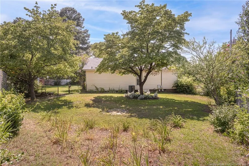 3391 Hawthorne Street Hope Mills, NC 28348