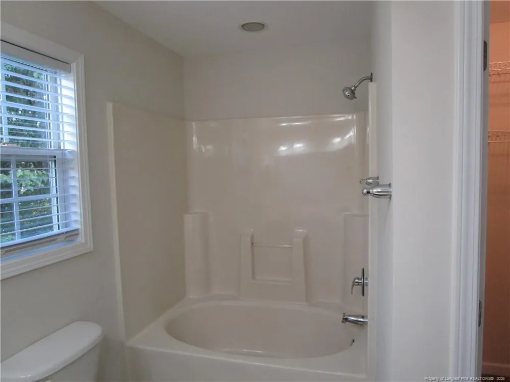 4110 Craigwood Lane Hope Mills, NC 28348