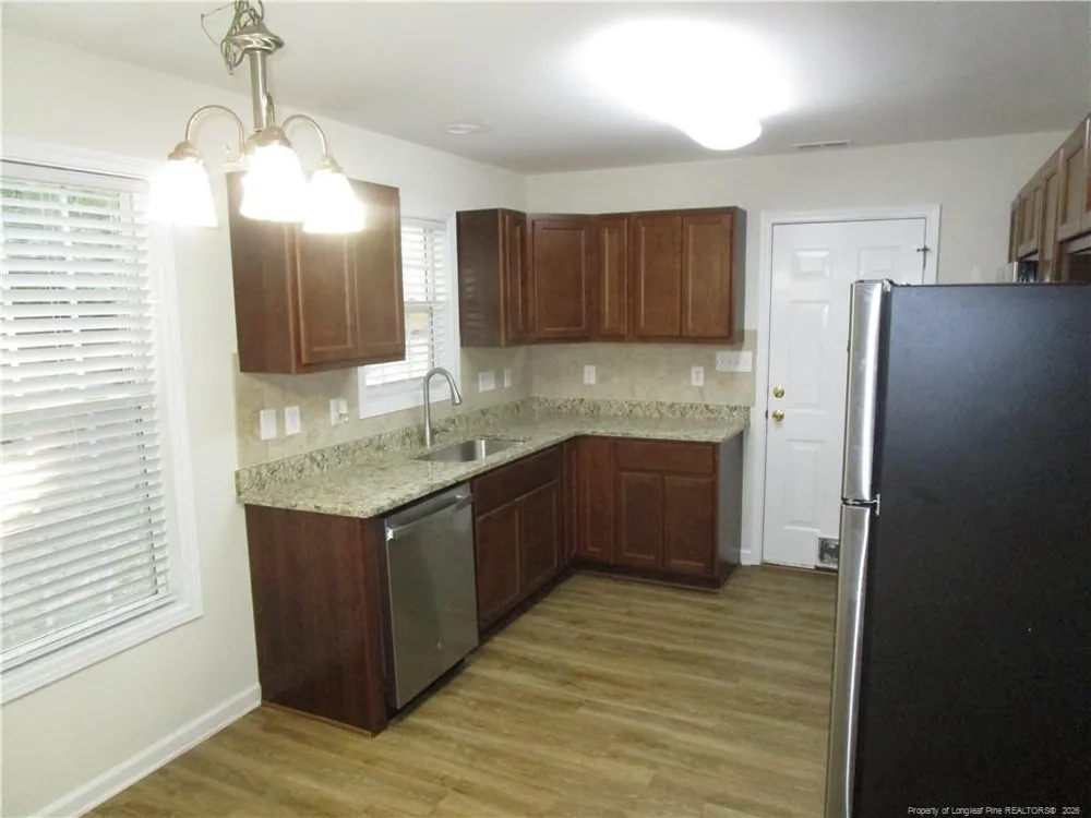 4110 Craigwood Lane Hope Mills, NC 28348