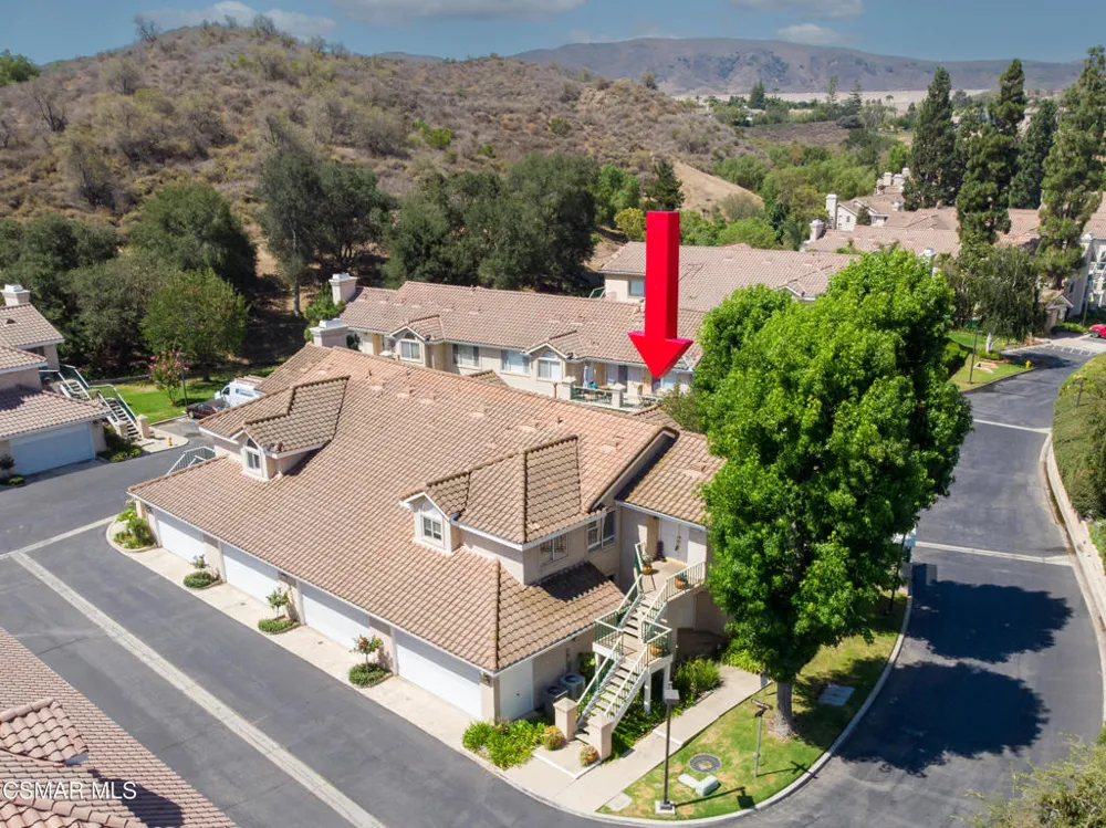 275 Ridgeton Lane #B Simi Valley, CA 93065