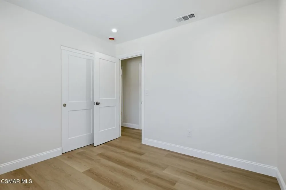 1307 Clay Avenue Ventura, CA 93004