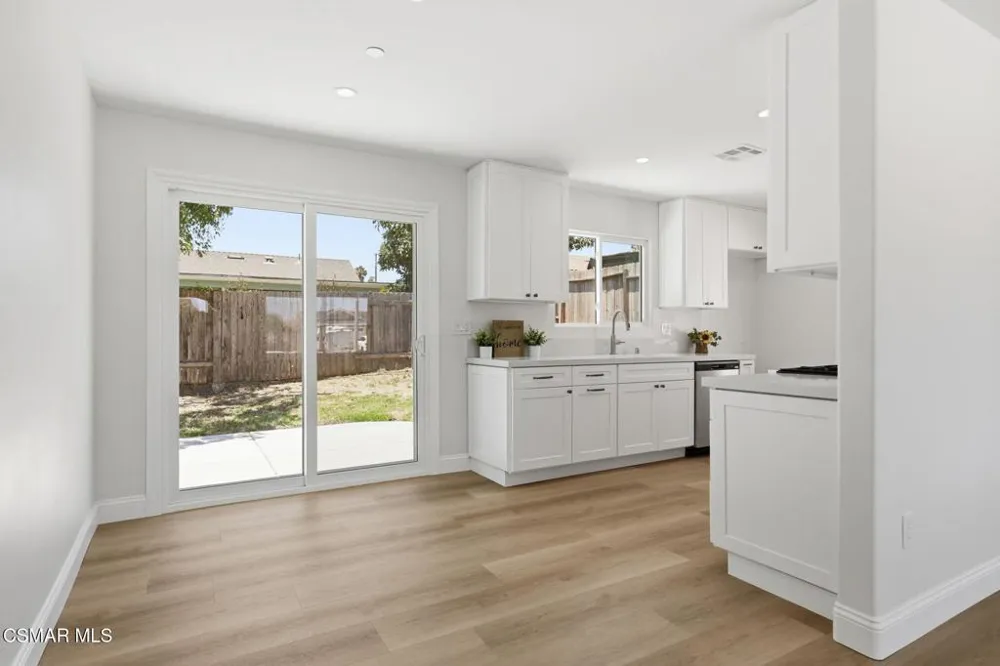 1307 Clay Avenue Ventura, CA 93004