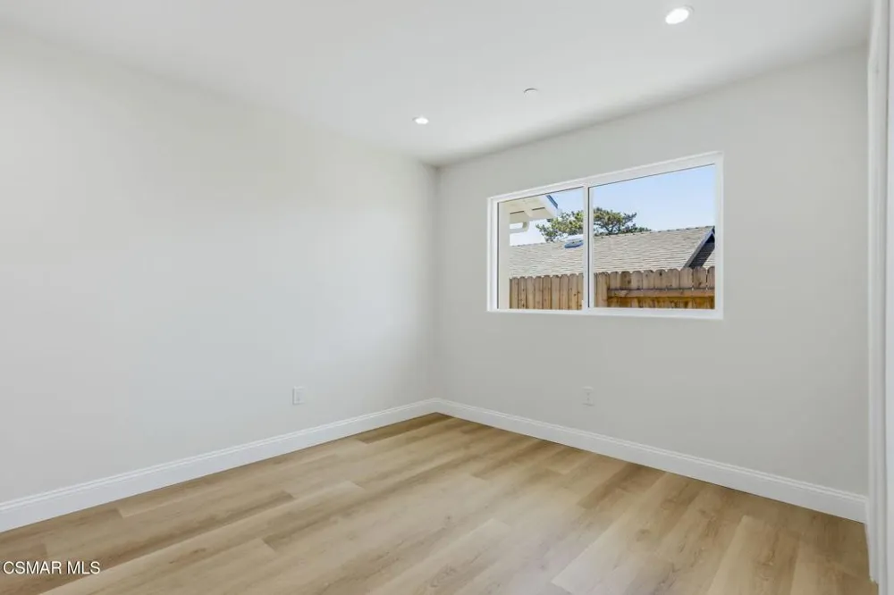 1307 Clay Avenue Ventura, CA 93004