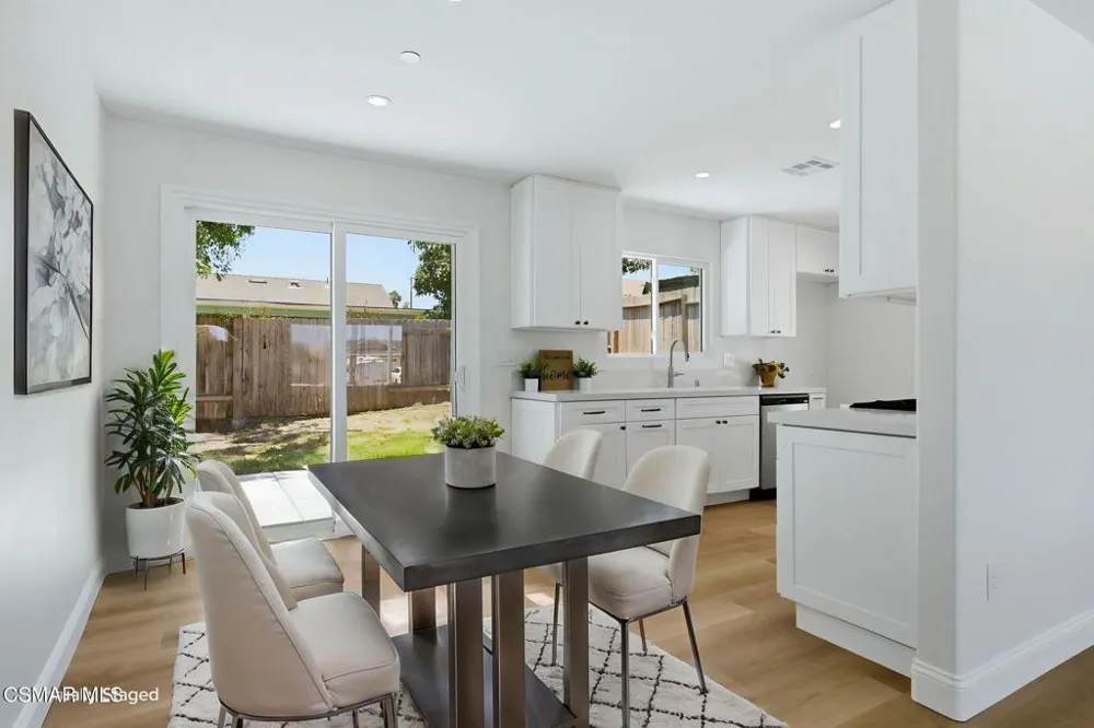 1307 Clay Avenue Ventura, CA 93004