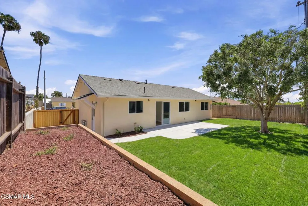 1307 Clay Avenue Ventura, CA 93004
