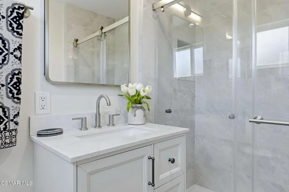 1307 Clay Avenue Ventura, CA 93004