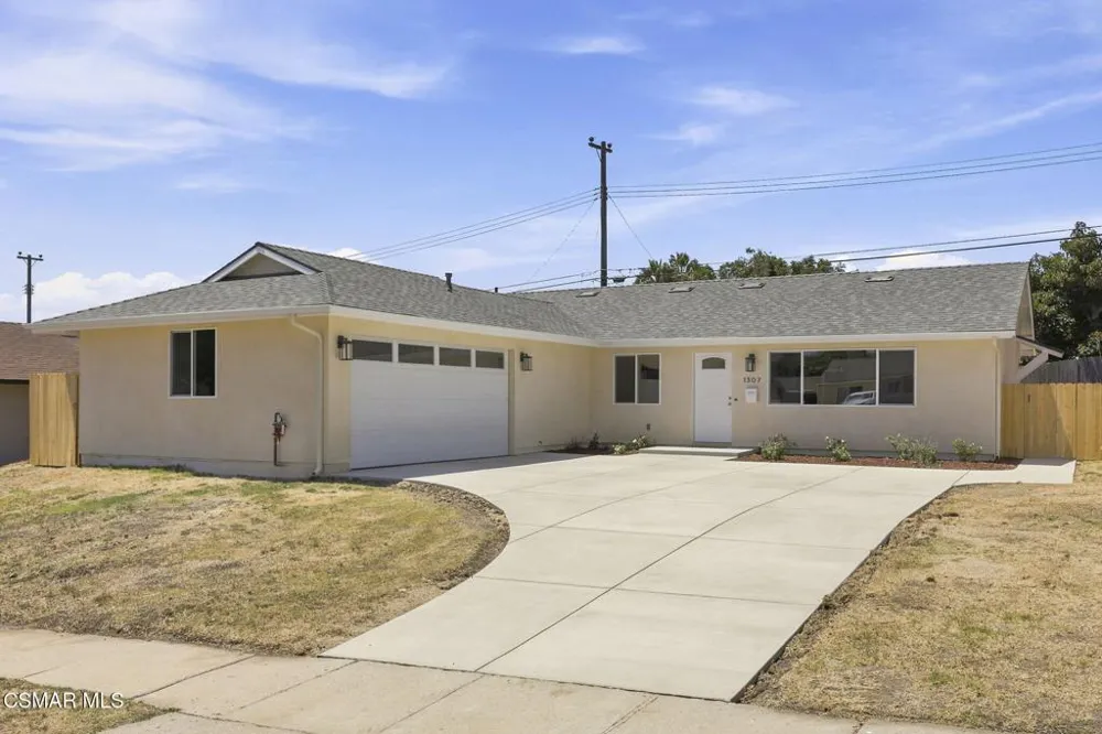 1307 Clay Avenue Ventura, CA 93004