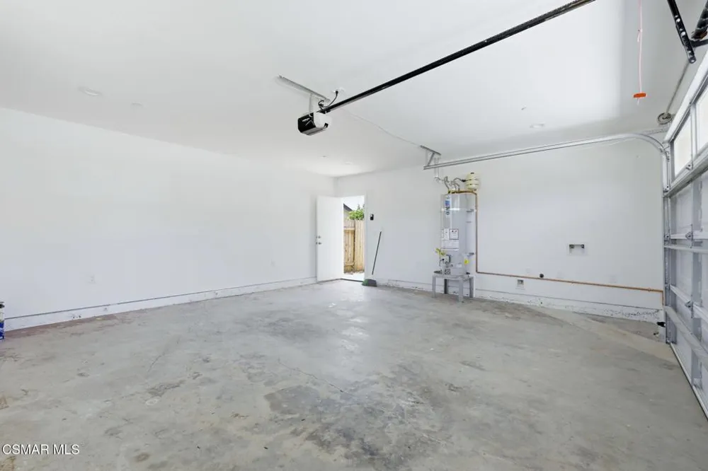 1307 Clay Avenue Ventura, CA 93004