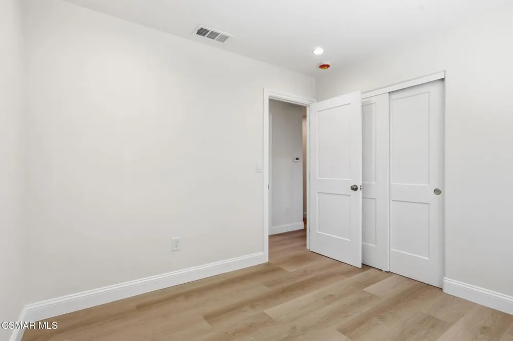 1307 Clay Avenue Ventura, CA 93004
