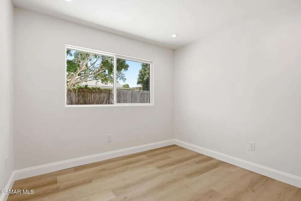 1307 Clay Avenue Ventura, CA 93004