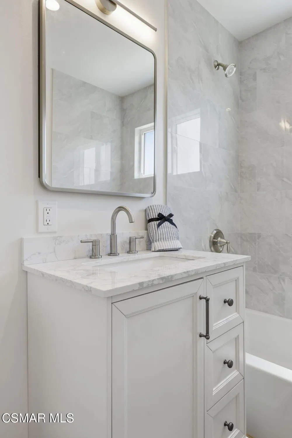 1307 Clay Avenue Ventura, CA 93004