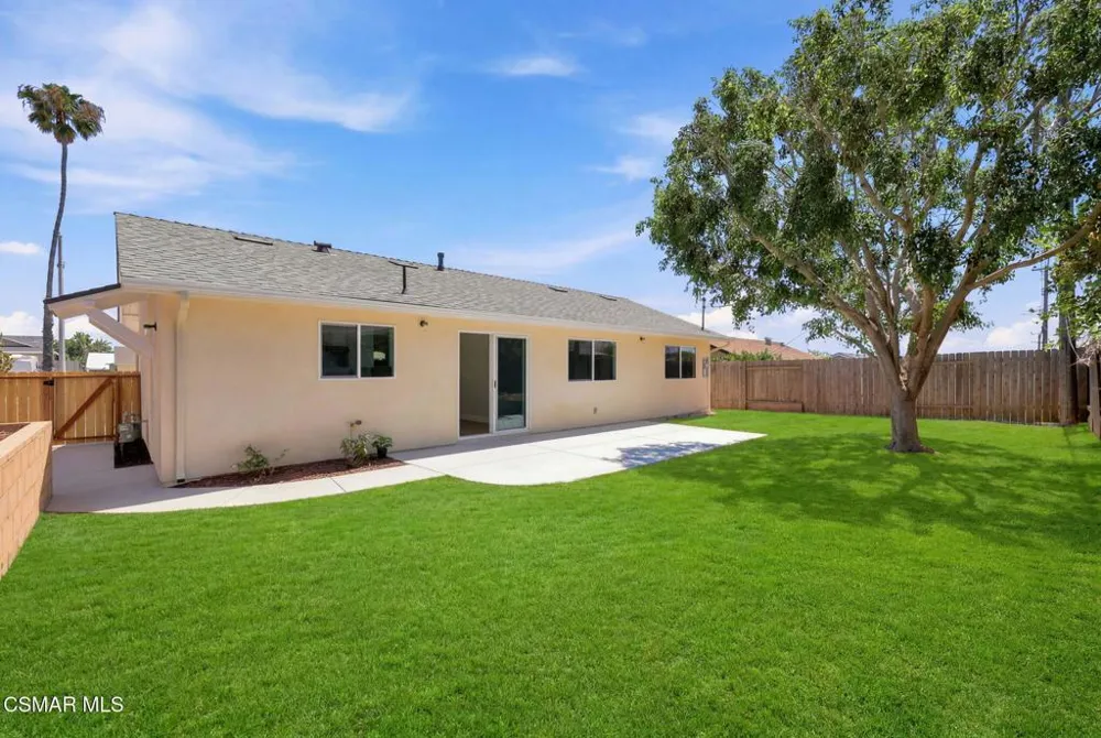 1307 Clay Avenue Ventura, CA 93004