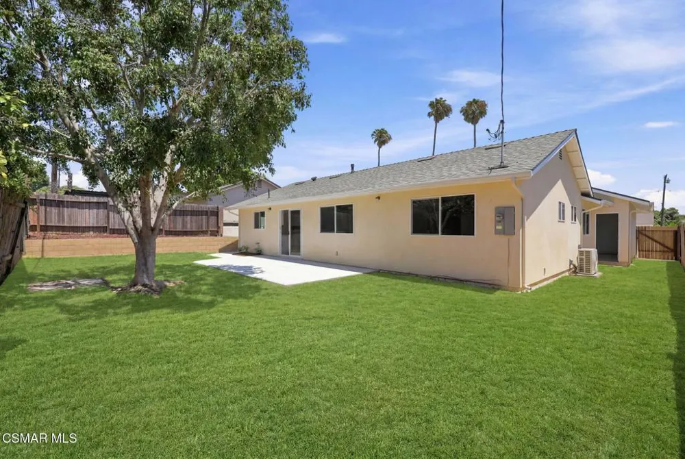 1307 Clay Avenue Ventura, CA 93004
