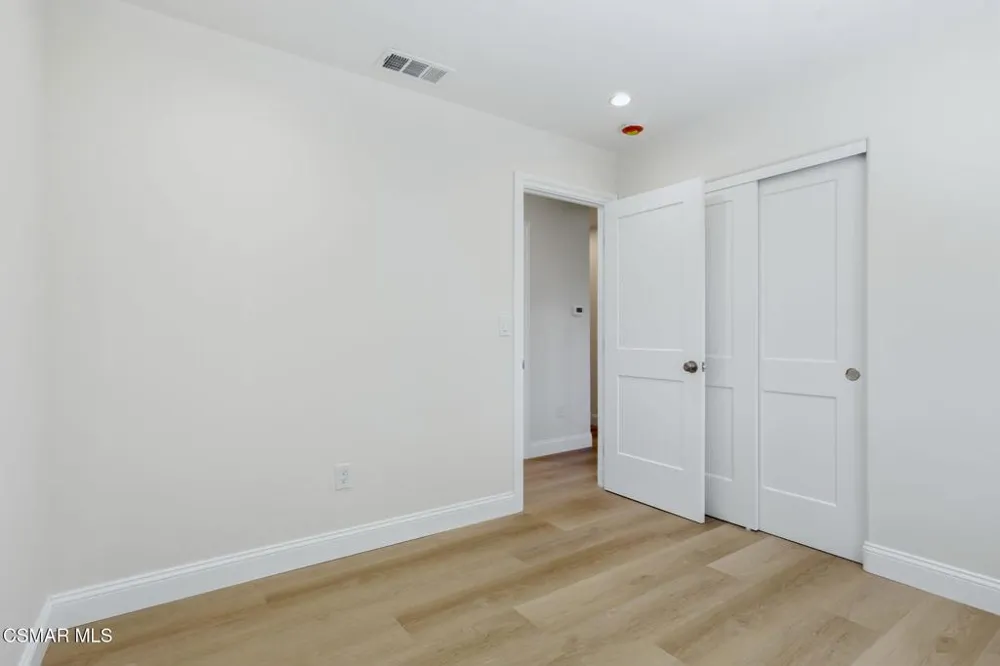 1307 Clay Avenue Ventura, CA 93004