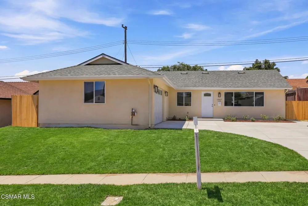 1307 Clay Avenue Ventura, CA 93004