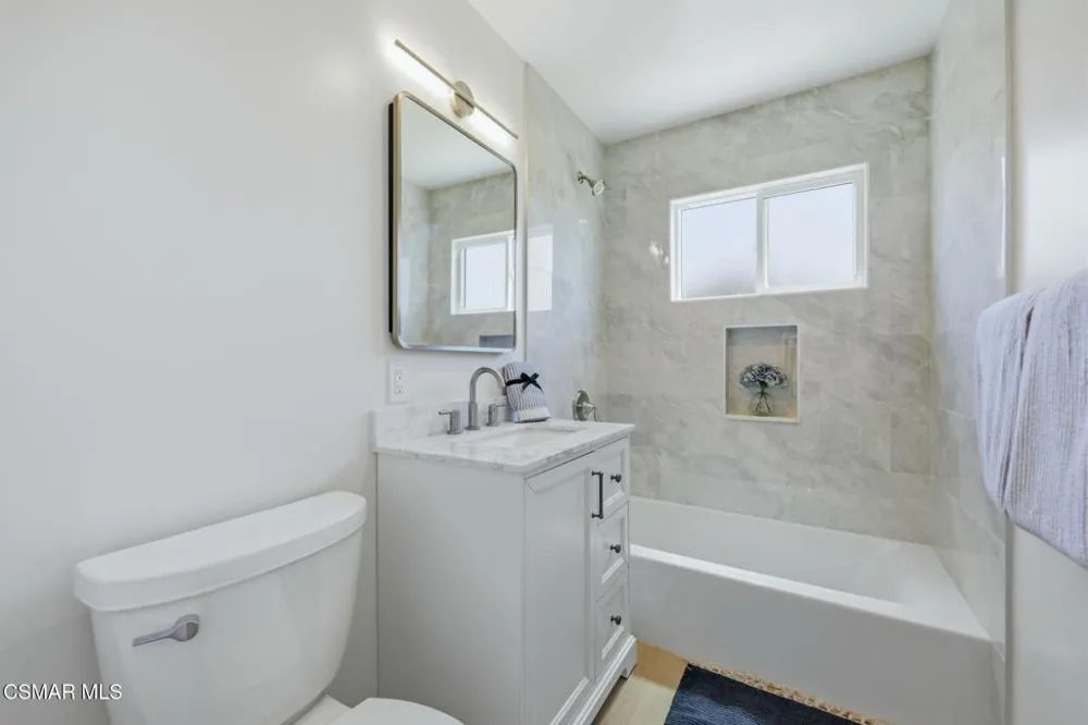 1307 Clay Avenue Ventura, CA 93004