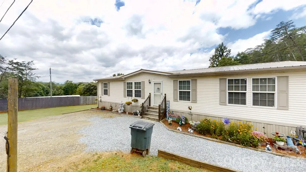 75 Pine Mount Road Weaverville, NC 28787