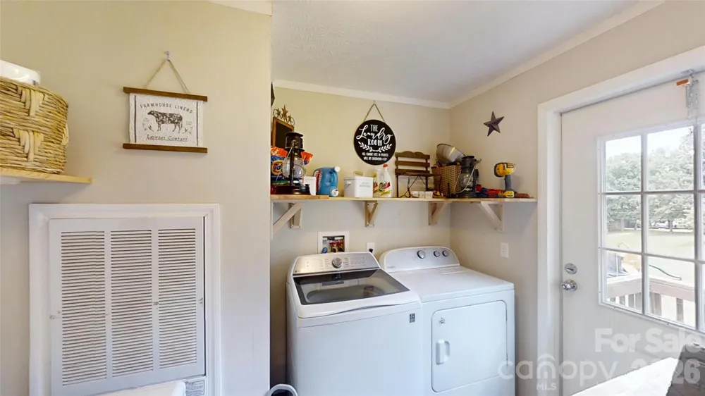 75 Pine Mount Road Weaverville, NC 28787