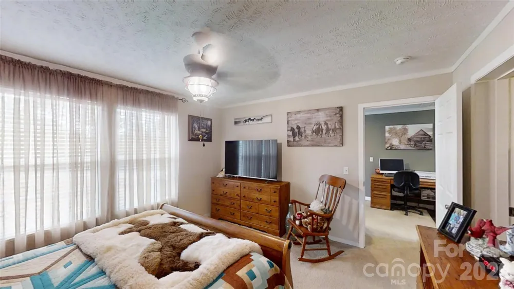 75 Pine Mount Road Weaverville, NC 28787