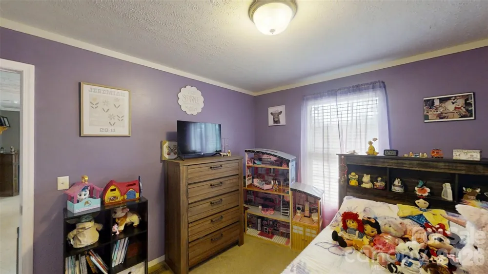 75 Pine Mount Road Weaverville, NC 28787