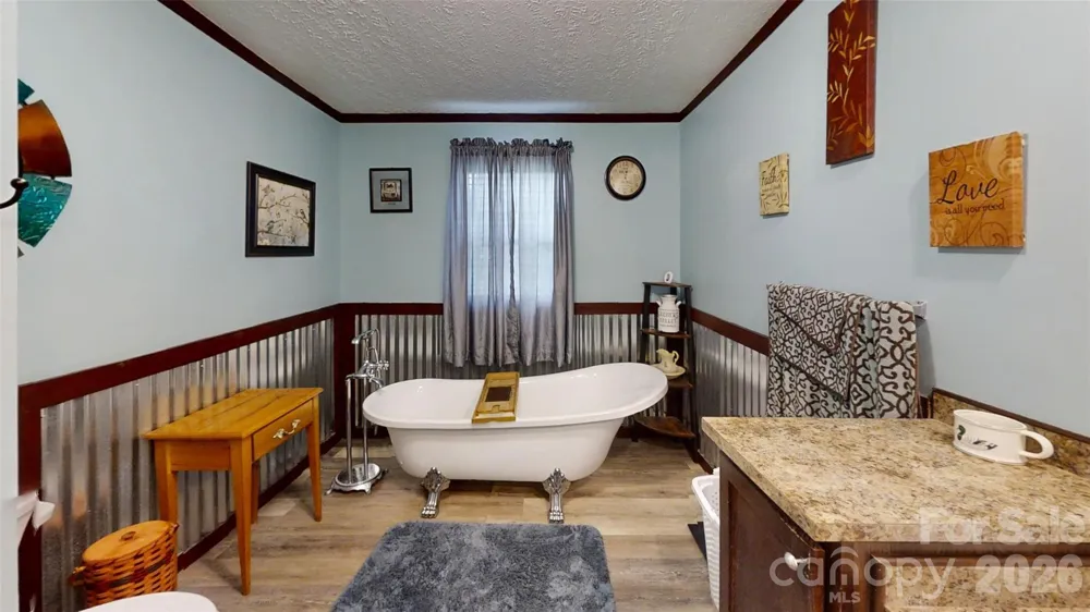 75 Pine Mount Road Weaverville, NC 28787