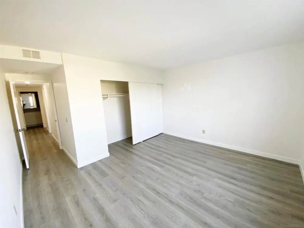 80 Kingston Coronado, CA 92118