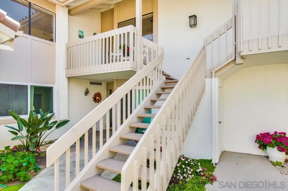 80 Kingston Coronado, CA 92118